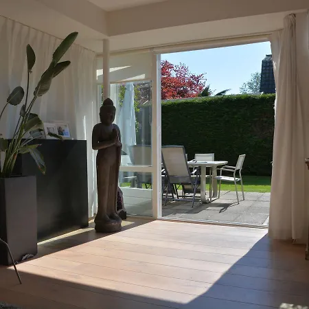 Golden Beach House 펜션