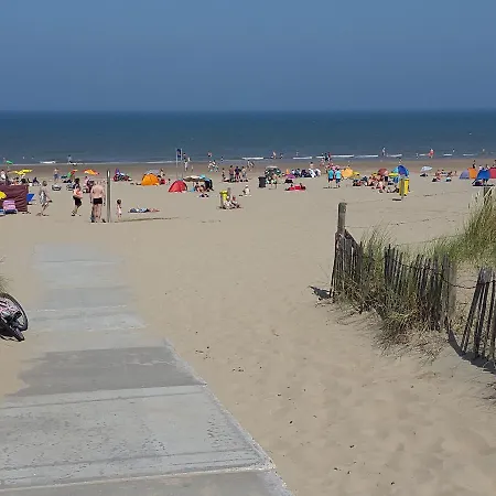 펜션 Golden Beach House 노르트베이크